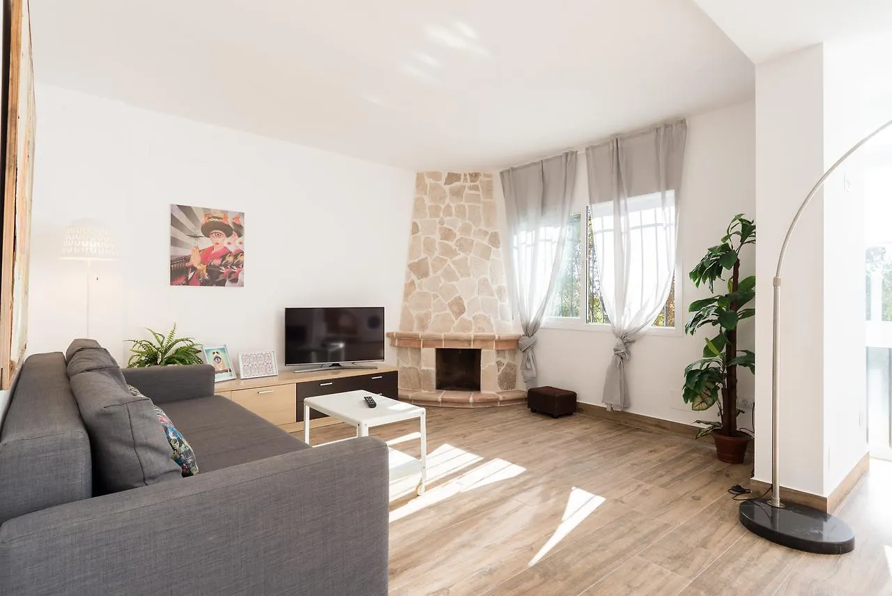 Malagasuite Bungalow Pool Benalmadena Apartment