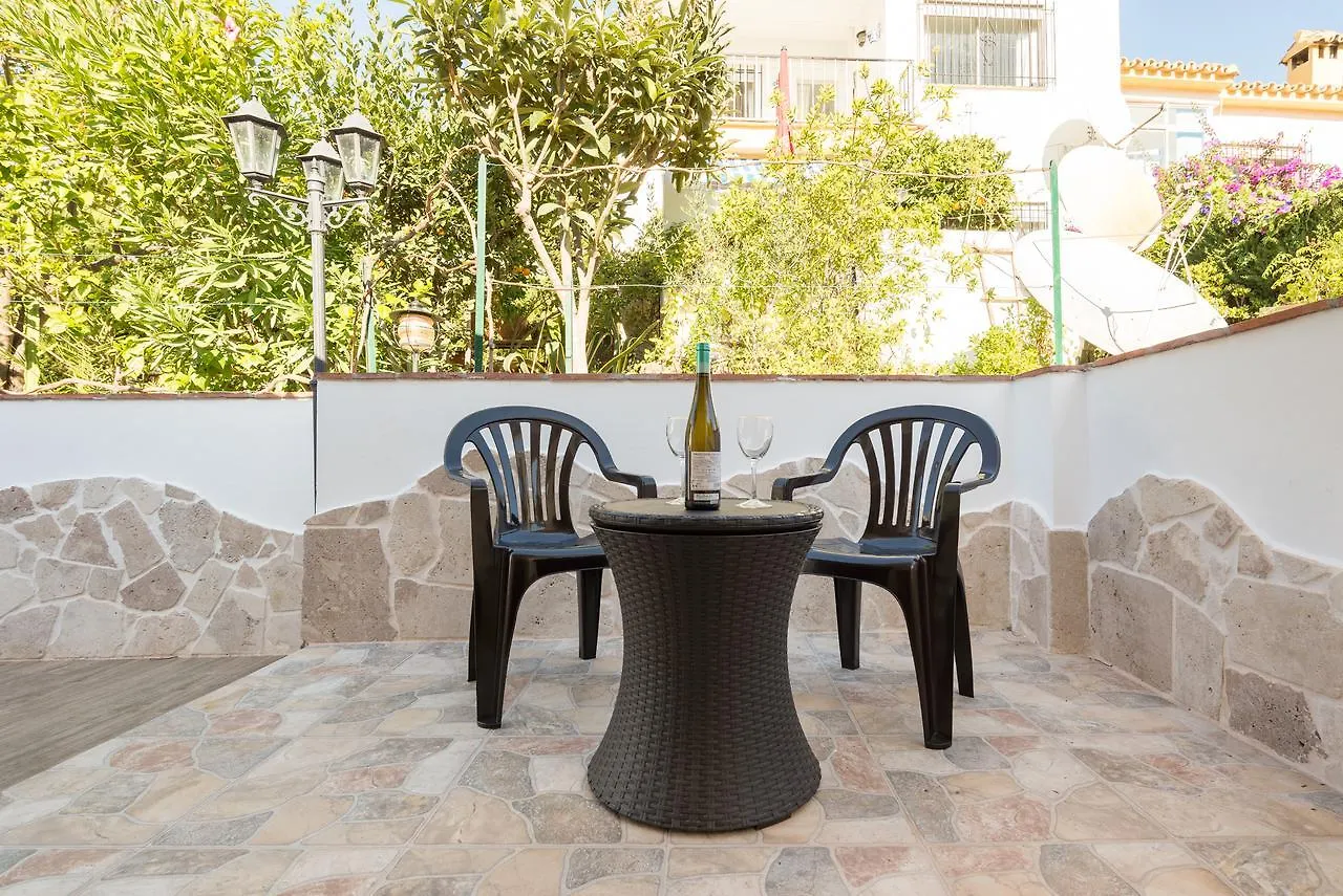Malagasuite Bungalow Pool Benalmadena