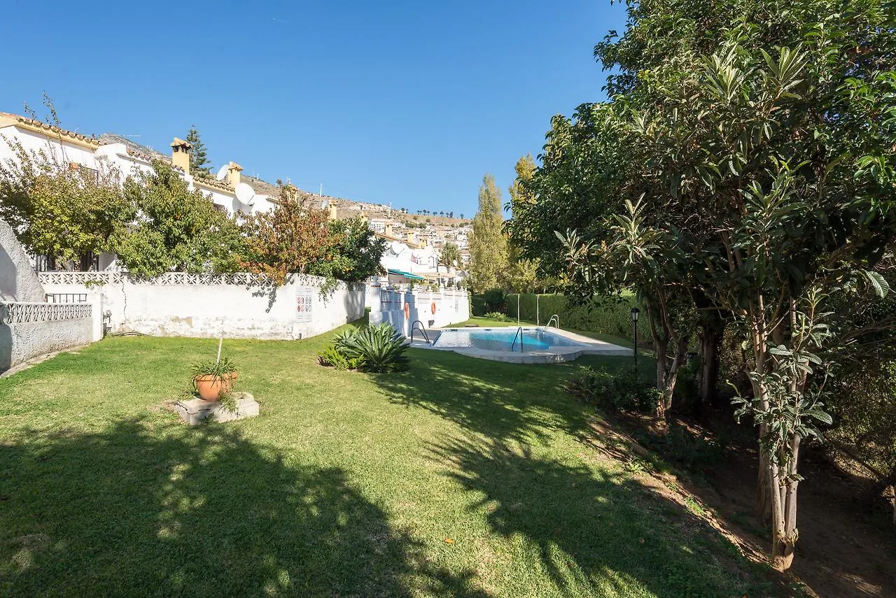 Malagasuite Bungalow Pool Benalmádena